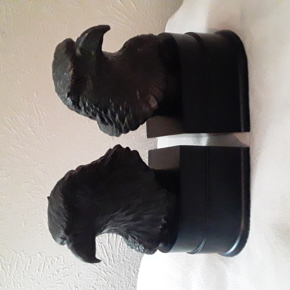 San Pacific Bookends